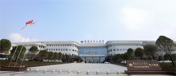 1691720021523446.jpg 襄陽市中心醫院保安服務